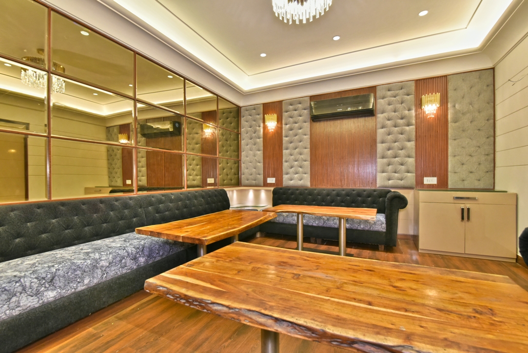 Hotel with banquet hall in Amritsar